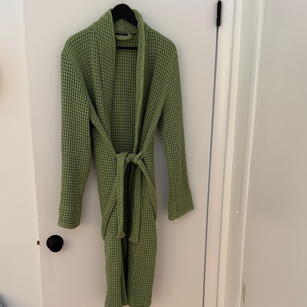 Brooklinen Sage Waffle Knit Robe